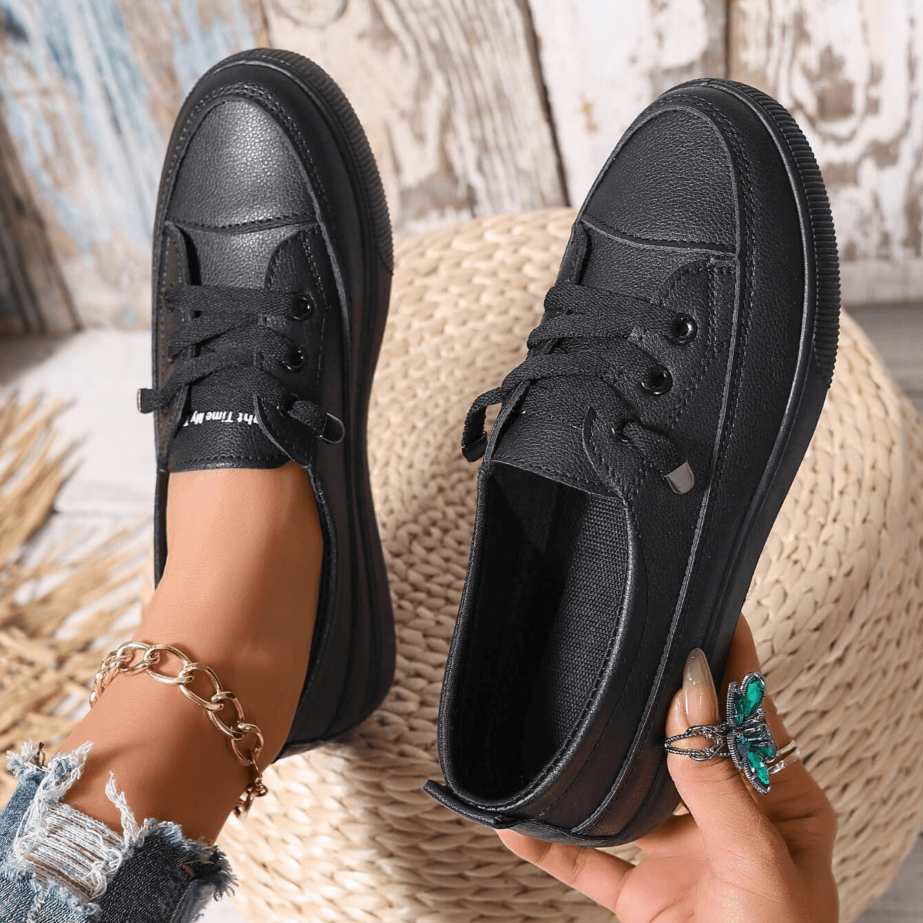 Azzy - Confortables Chaussures plates blanches à lacets pour femmes
